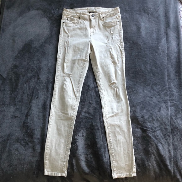 NWOT garage ripped white high waist jeans size 6 - Picture 1 of 5